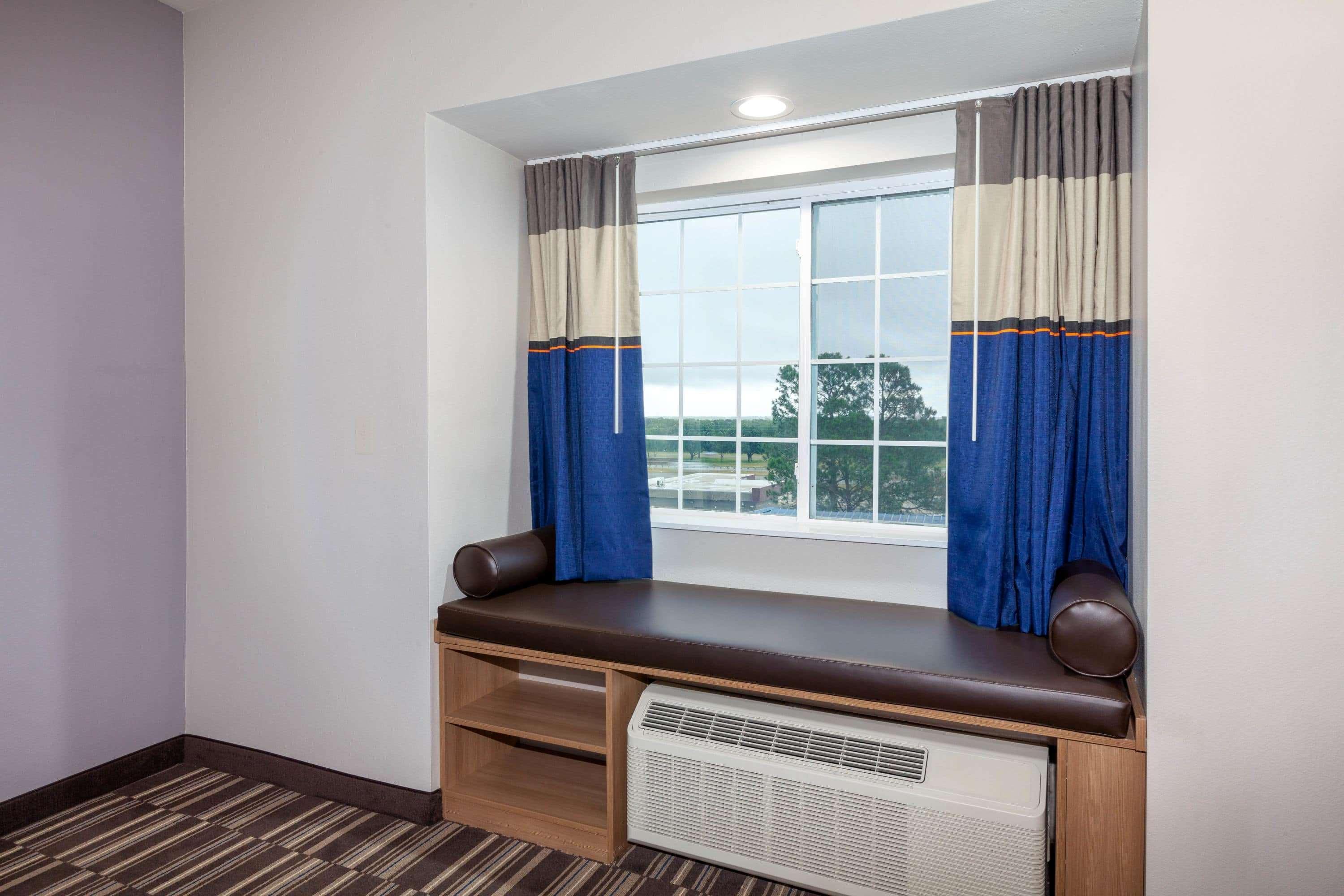 Microtel Inn & Suites By Wyndham College Station Exterior foto